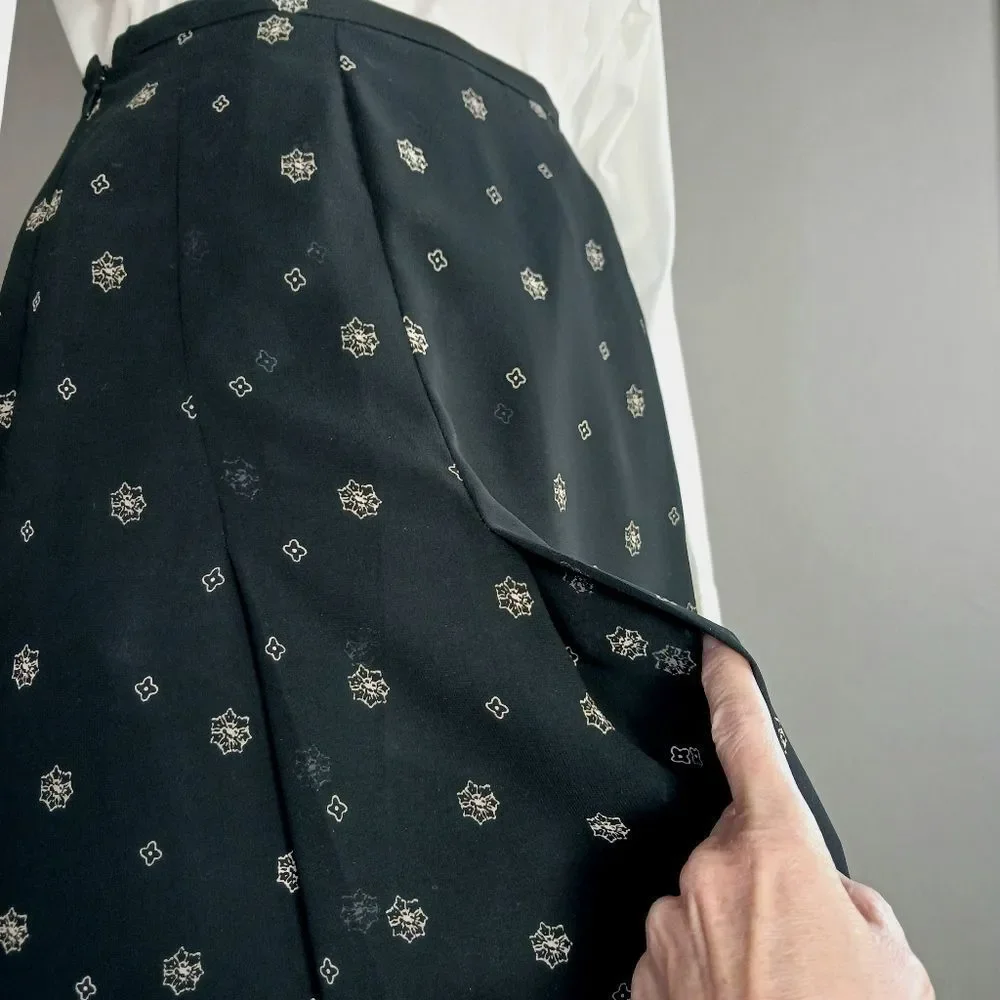 JONES WEAR Midi Skirt Box Pleats Lined Sheer Black White Print Petite Size 4